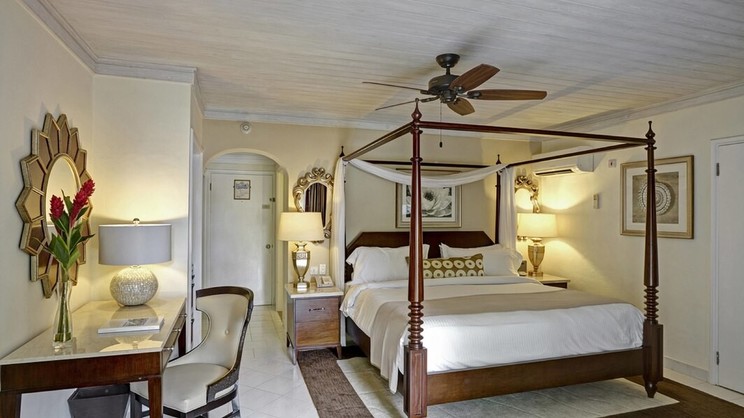 Pool Garden View Room